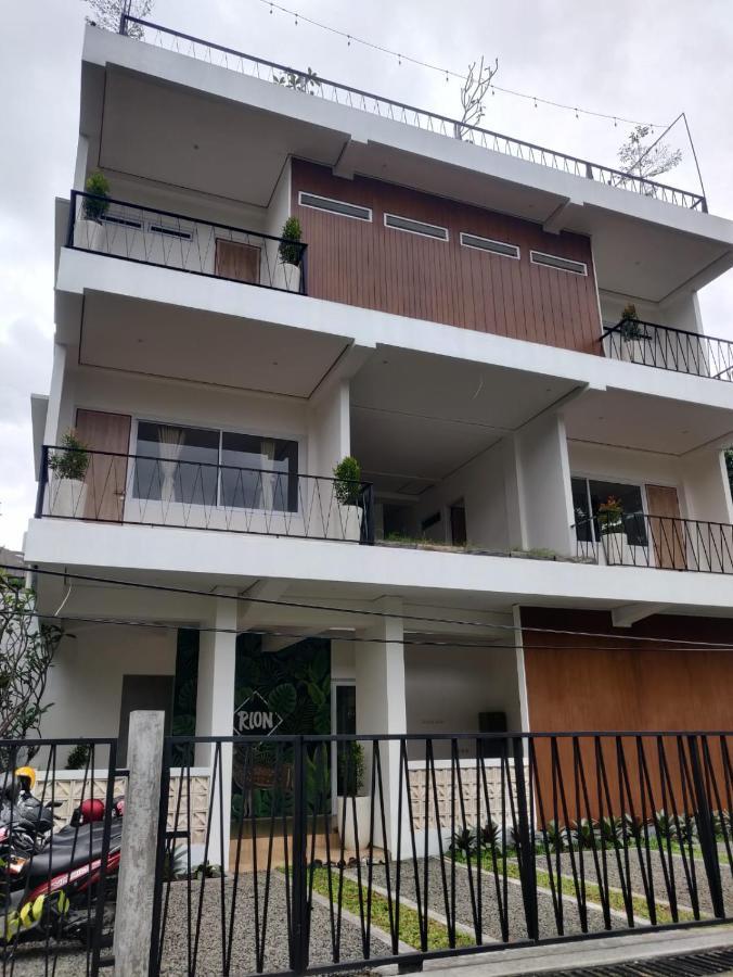 Rion Hostel โบกอร์ ภายนอก รูปภาพ