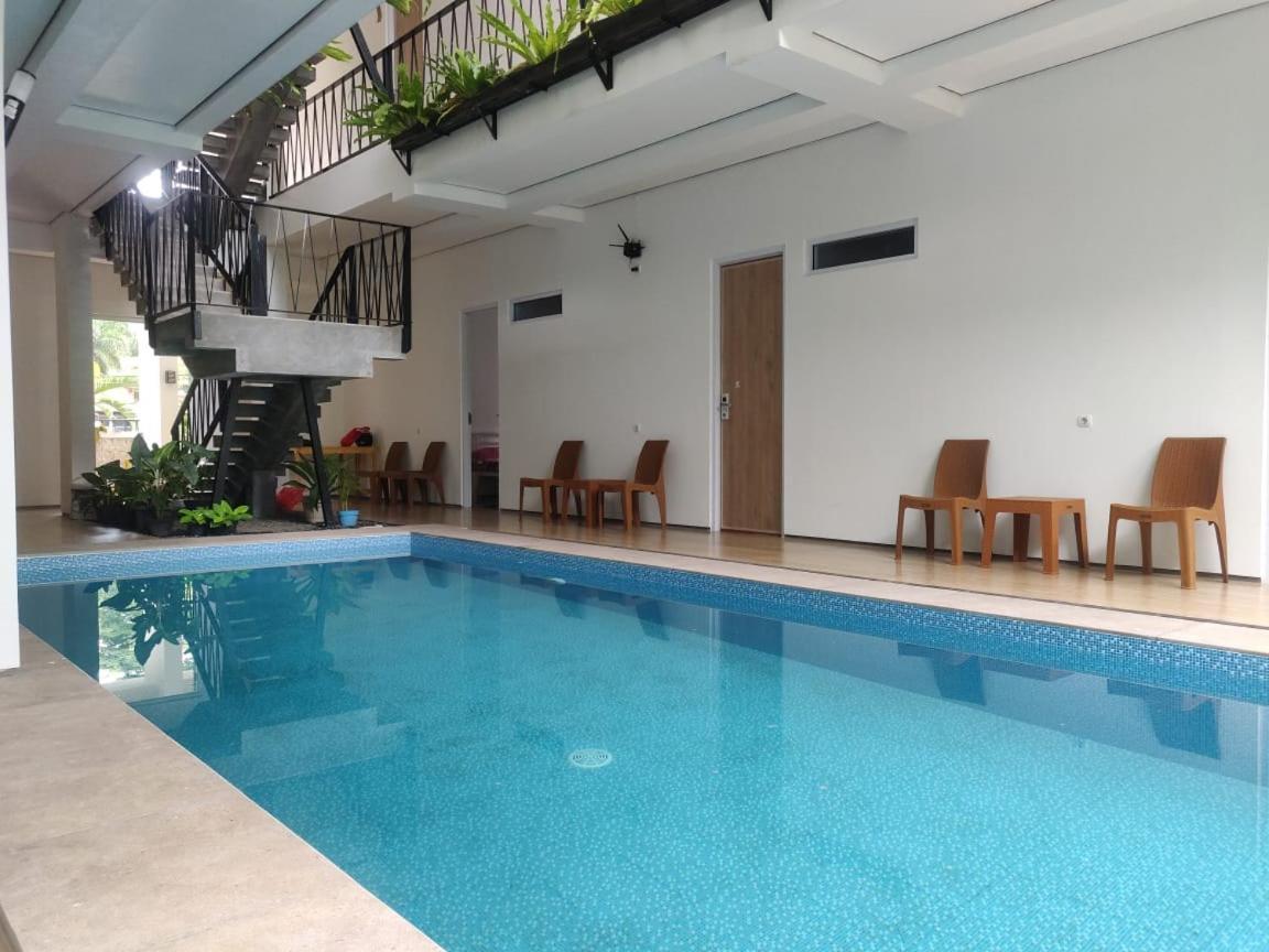 Rion Hostel โบกอร์ ภายนอก รูปภาพ