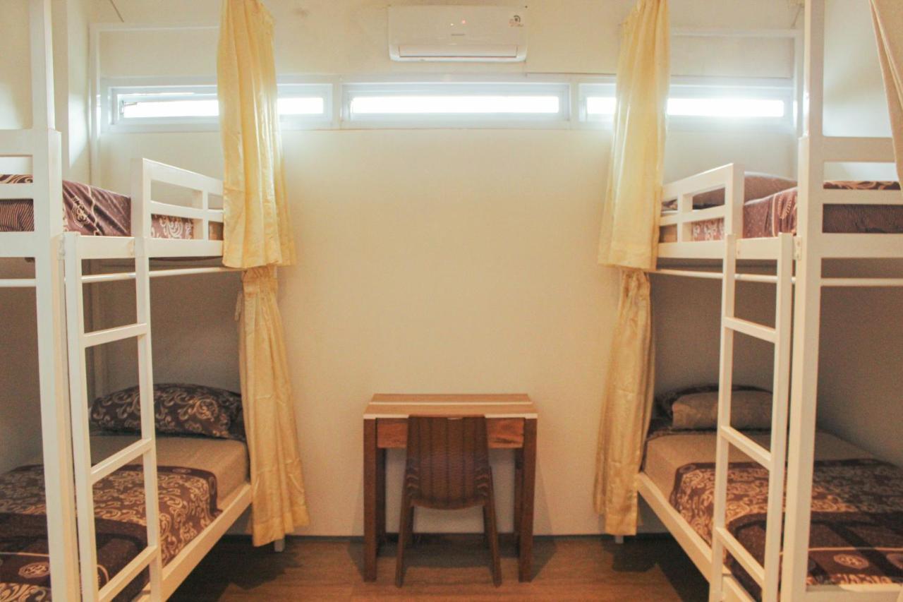 Rion Hostel โบกอร์ ภายนอก รูปภาพ
