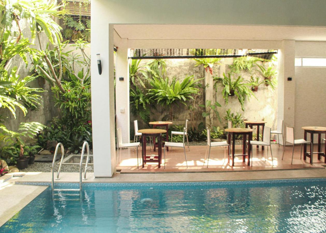 Rion Hostel โบกอร์ ภายนอก รูปภาพ
